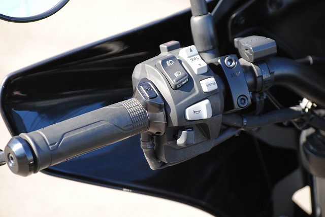 �ޥ���������ξ�˻��äƤ�����礭�ʲ������Ѥ��ޤ�